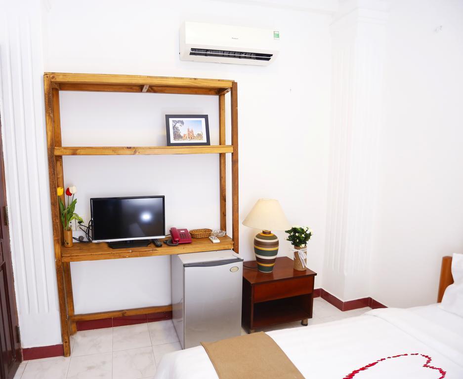 Le Petit Sai Gon Hotel Thành Pho Ho Chí Minh Esterno foto