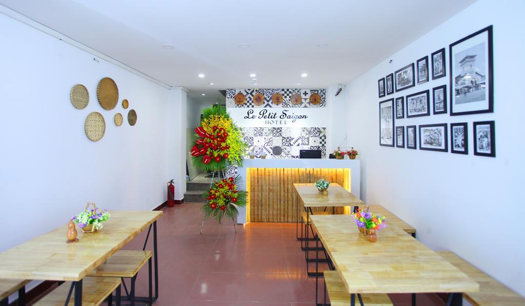 Le Petit Sai Gon Hotel Thành Pho Ho Chí Minh Esterno foto