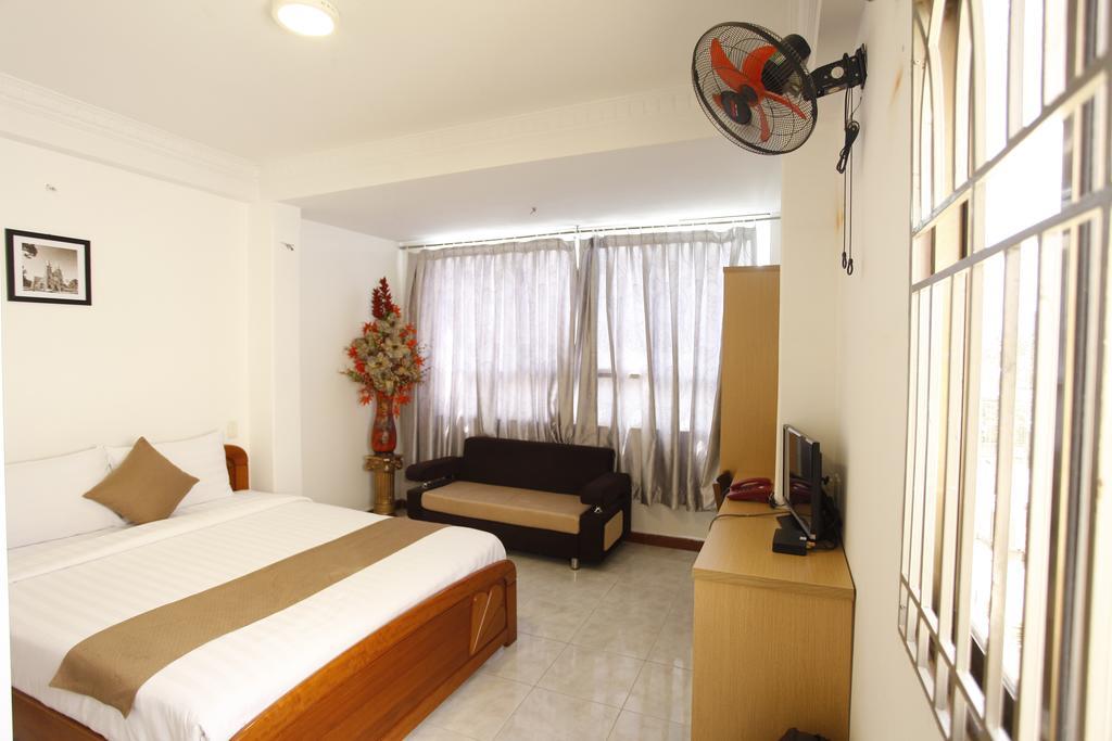 Le Petit Sai Gon Hotel Thành Pho Ho Chí Minh Esterno foto